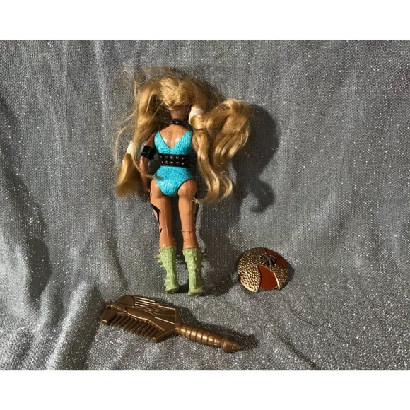 Vintage 1984 Galoob Gold Girl Action Figure Wild One Lot 80s Retro Nostalgia - Picture 2 of 4